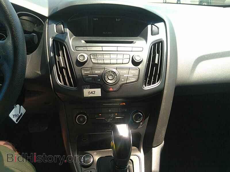 2015 Ford Focus - VIN: 1FADP3F20FL308242 - Фото 4