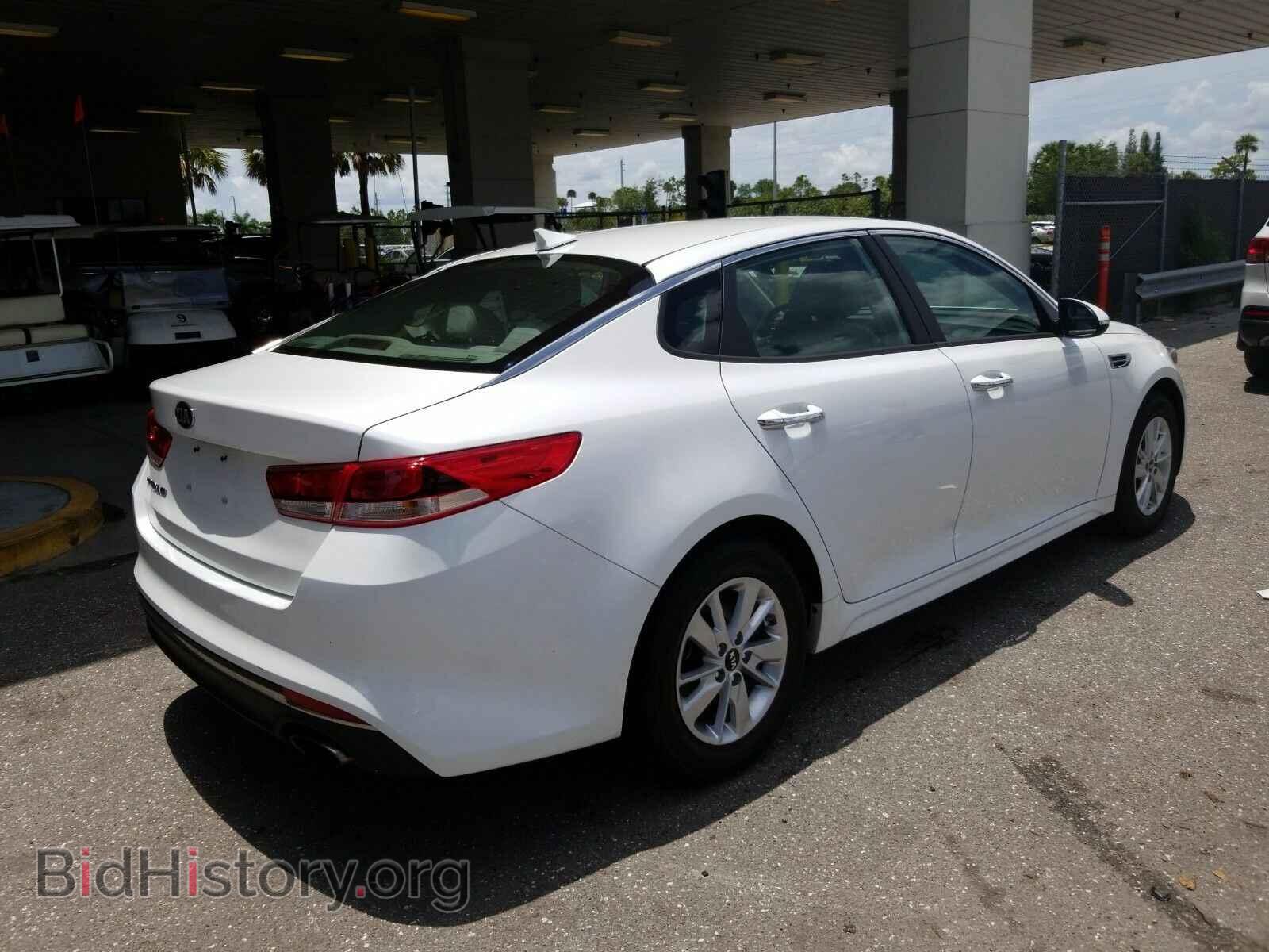 2017 Kia Optima - VIN: 5XXGT4L3XHG129053 - Фото 2