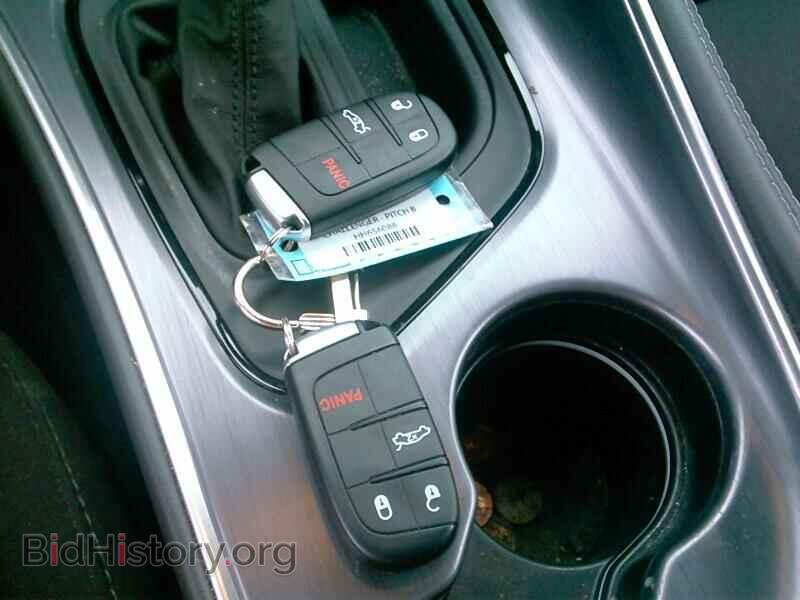 2017 Dodge Challenger - VIN: 2C3CDZBT7HH656088 - Фото 8