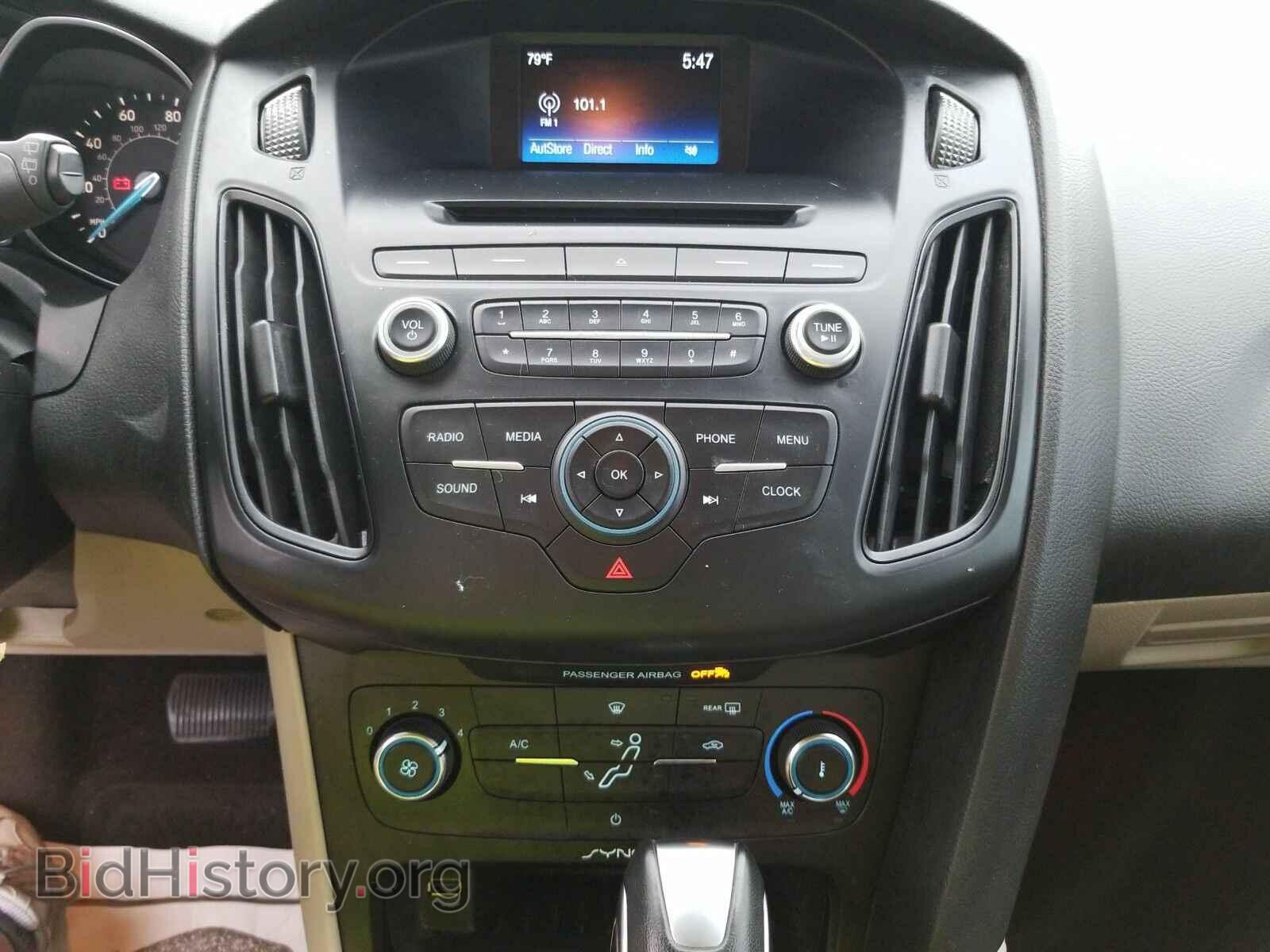 2015 Ford Focus - VIN: 1FADP3K20FL241387 - Фото 4