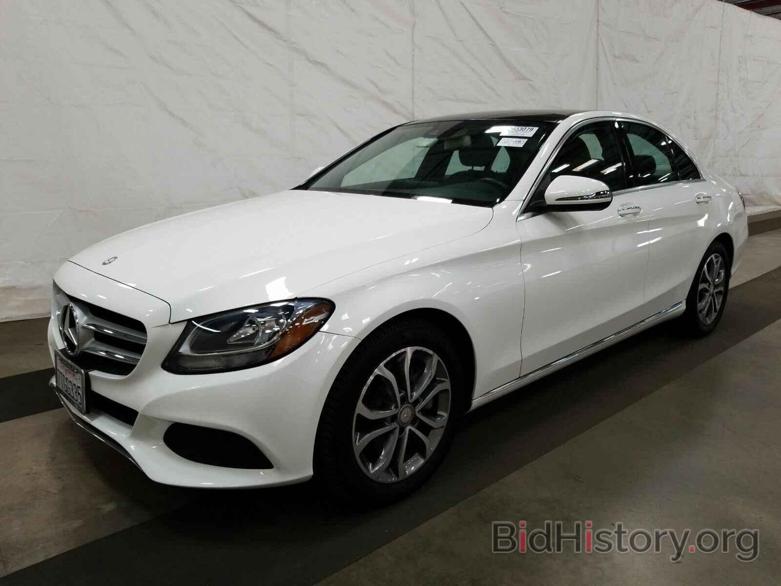 Photo 55SWF4JB4GU158738 - Mercedes-Benz C-Class 2016