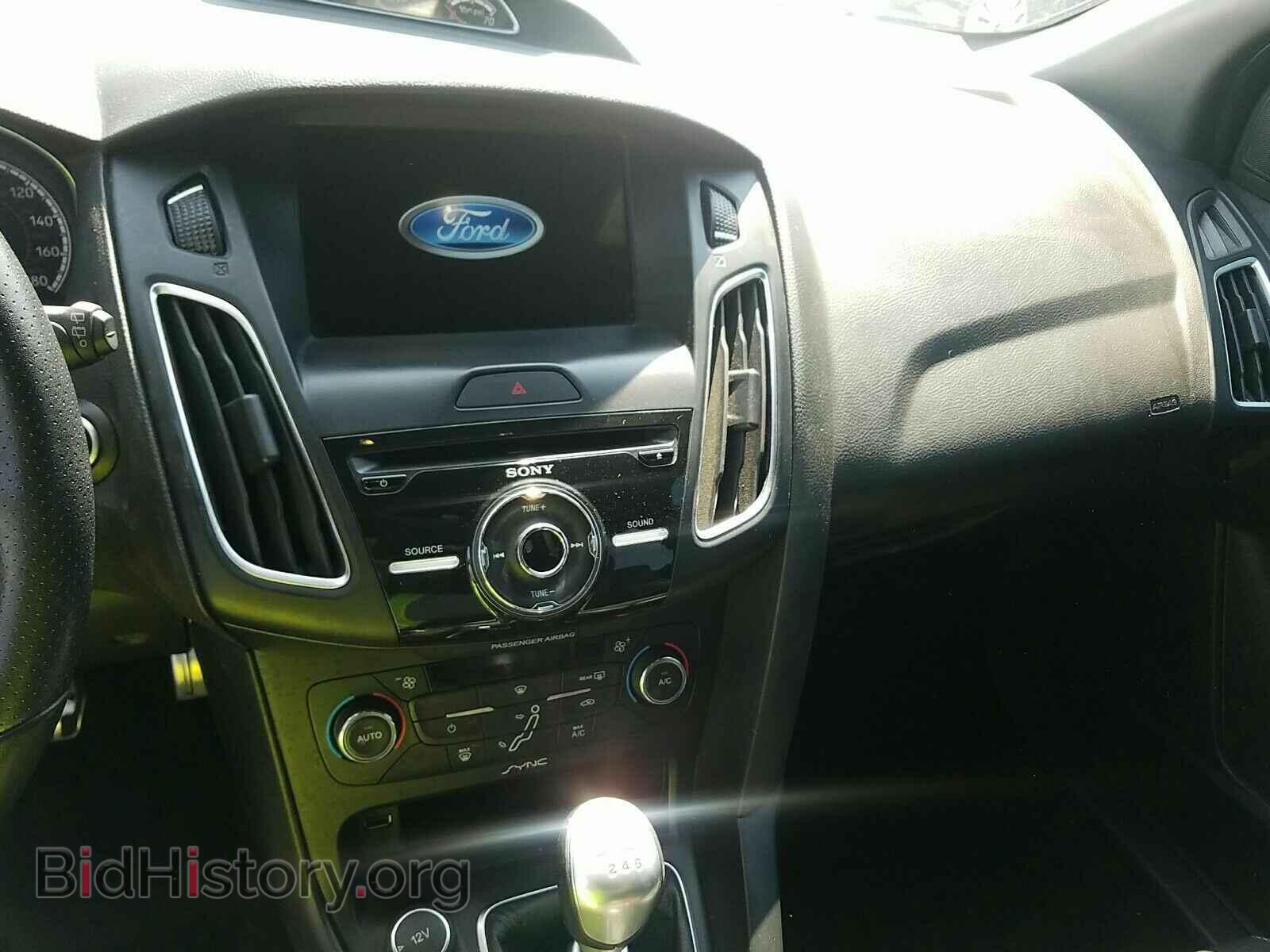 2016 Ford Focus - VIN: 1FADP3L98GL344201 - Фото 4