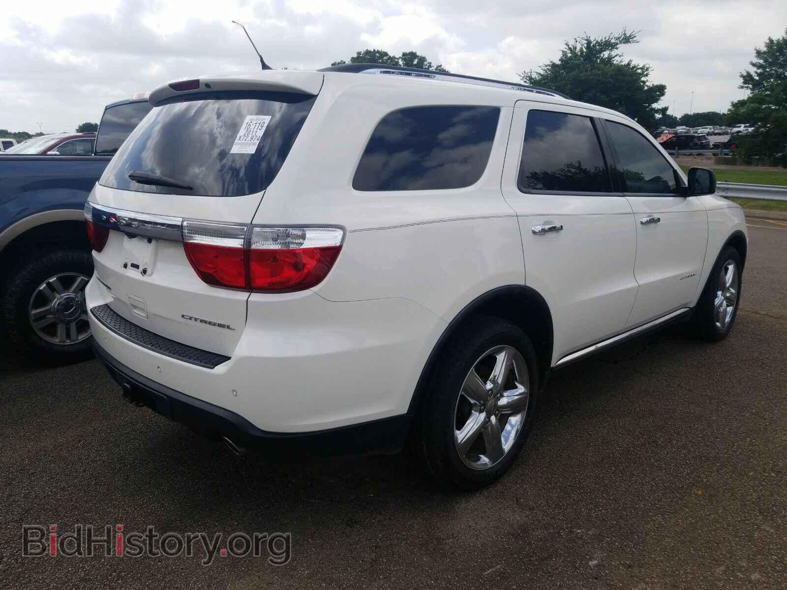 2011 Dodge Durango - VIN: 1D4SD5GT0BC711776 - Фото 2