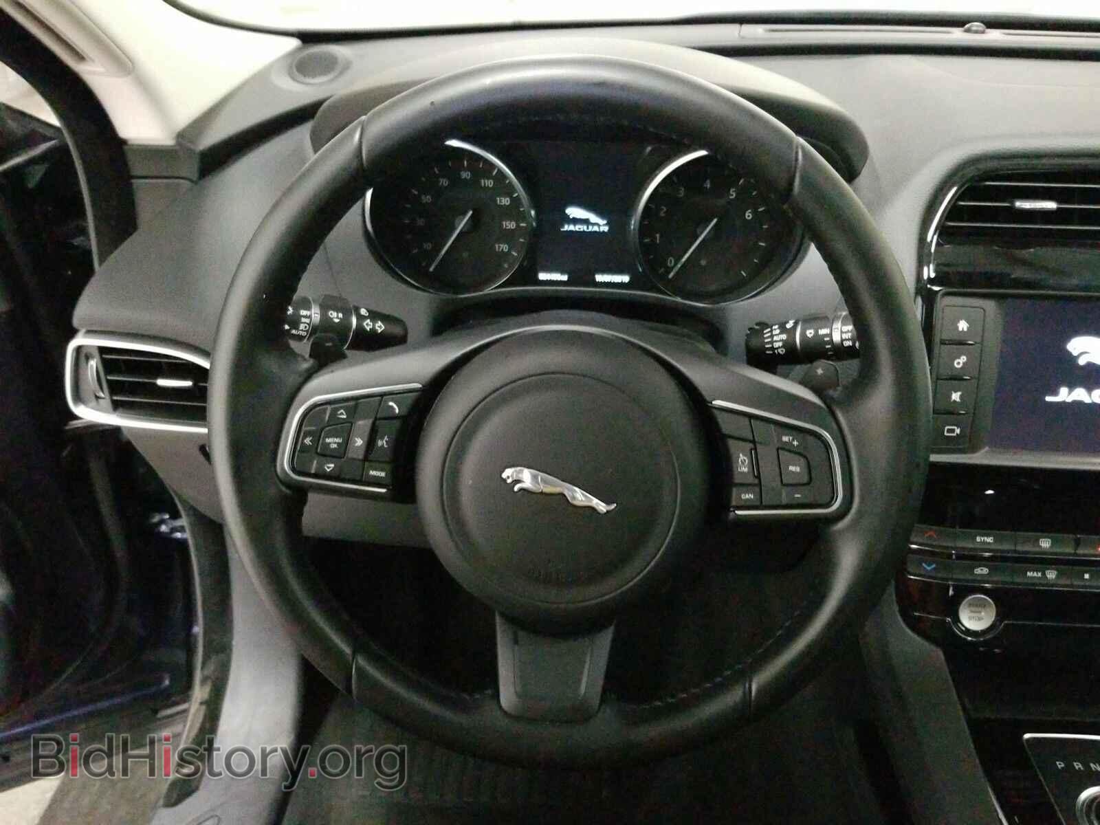 2017 Jaguar F-PACE - VIN: SADCJ2BV0HA057002 - Фото 10