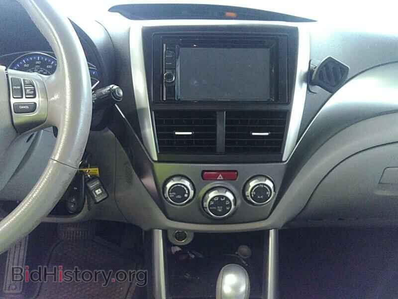 2011 Subaru Forester - VIN: JF2SHAEC6BH736747 - Фото 4