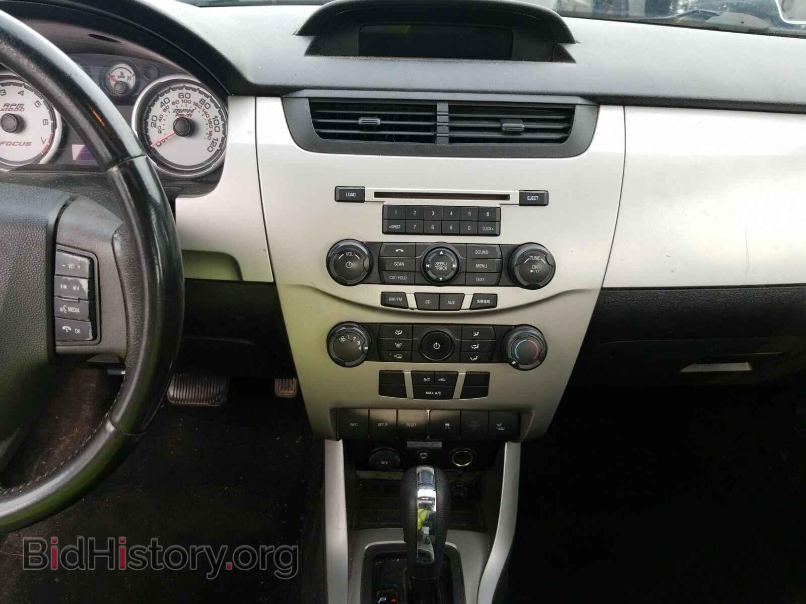 2011 Ford Focus - VIN: 1FAHP3GN9BW176665 - Фото 4