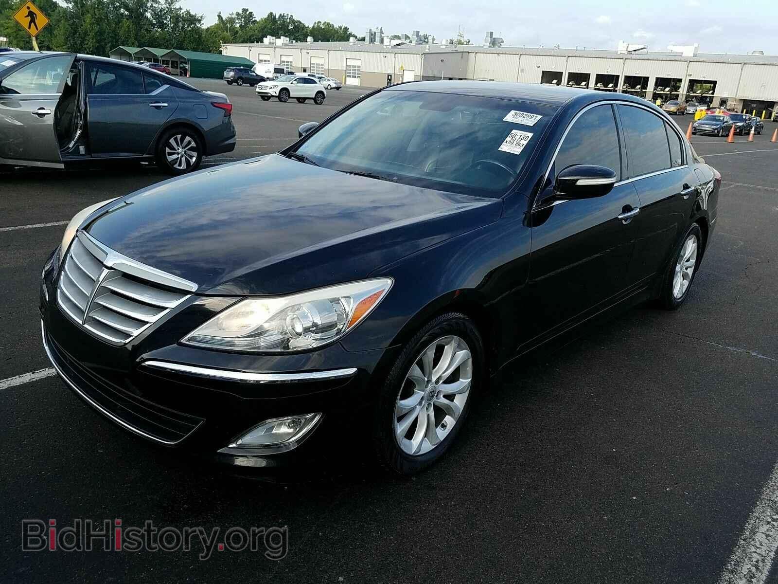 Photo KMHGC4DD8CU196479 - Hyundai Genesis 2012