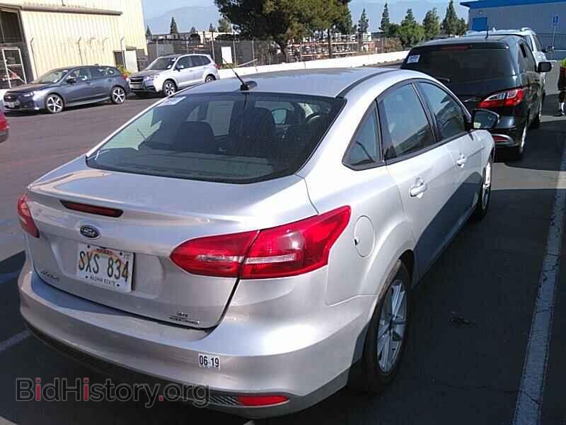 2016 Ford Focus - VIN: 1FADP3F29GL337658 - Photo 2