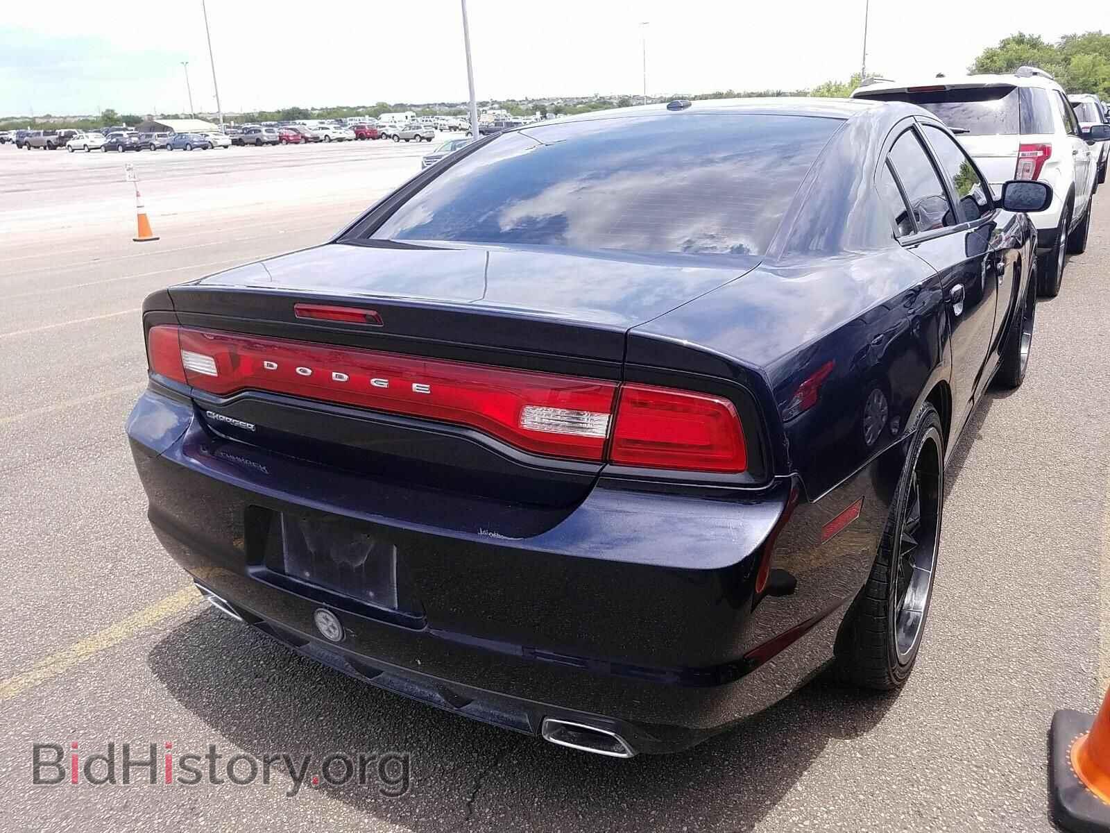 2012 Dodge Charger - VIN: 2C3CDXBG9CH302363 - Фото 2