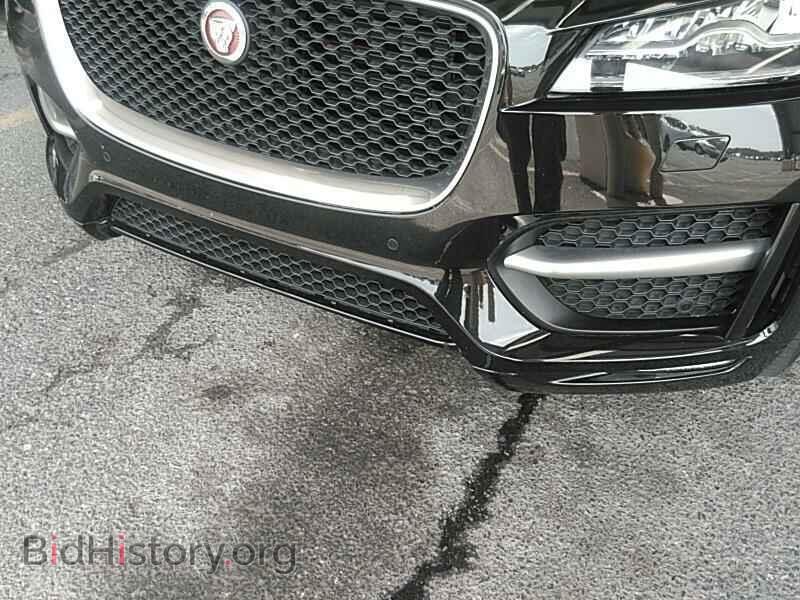 2017 Jaguar F-PACE - VIN: SADCL2BV9HA047577 - Фото 19