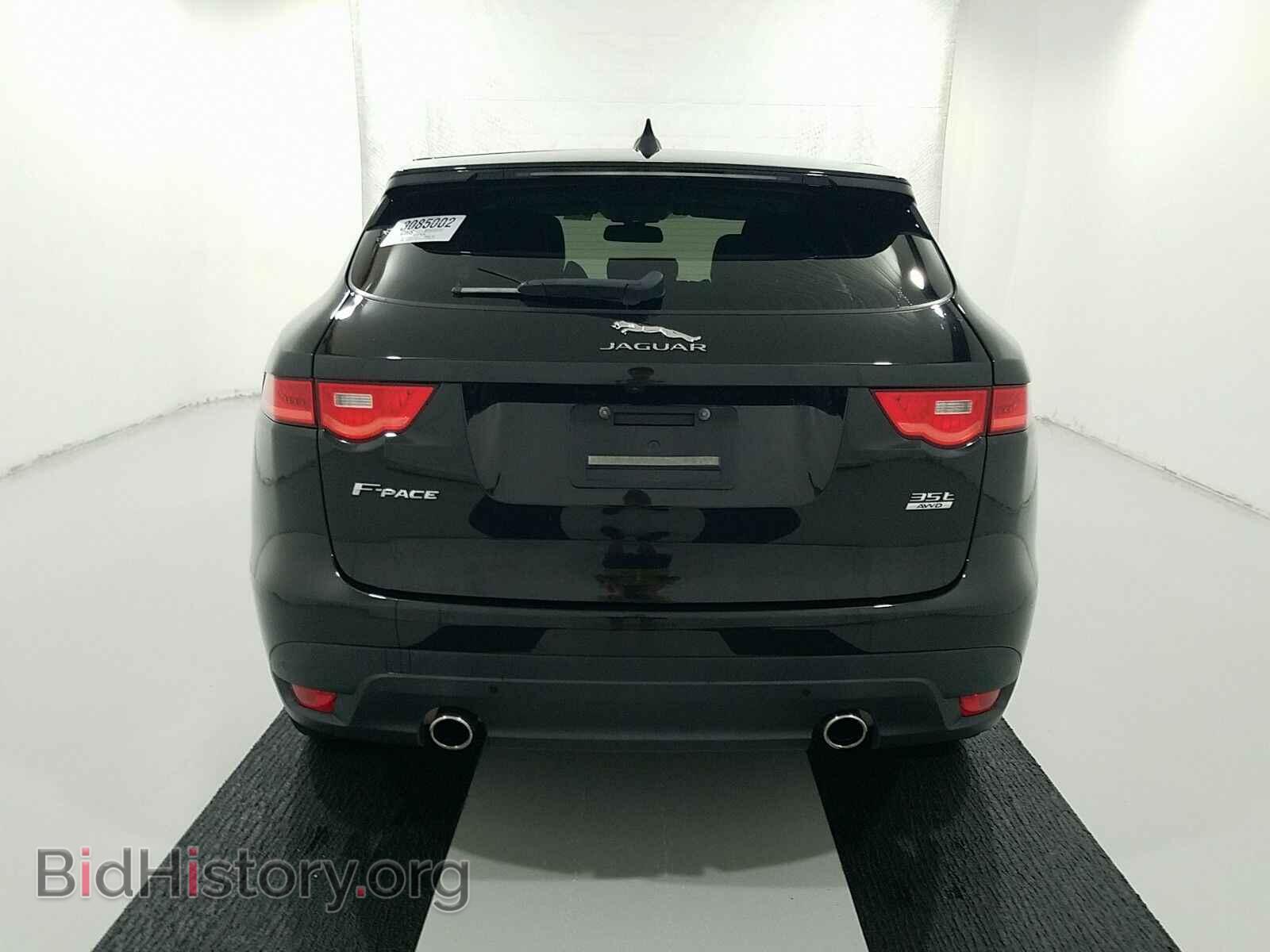 2017 Jaguar F-PACE - VIN: SADCL2BV9HA047577 - Фото 5