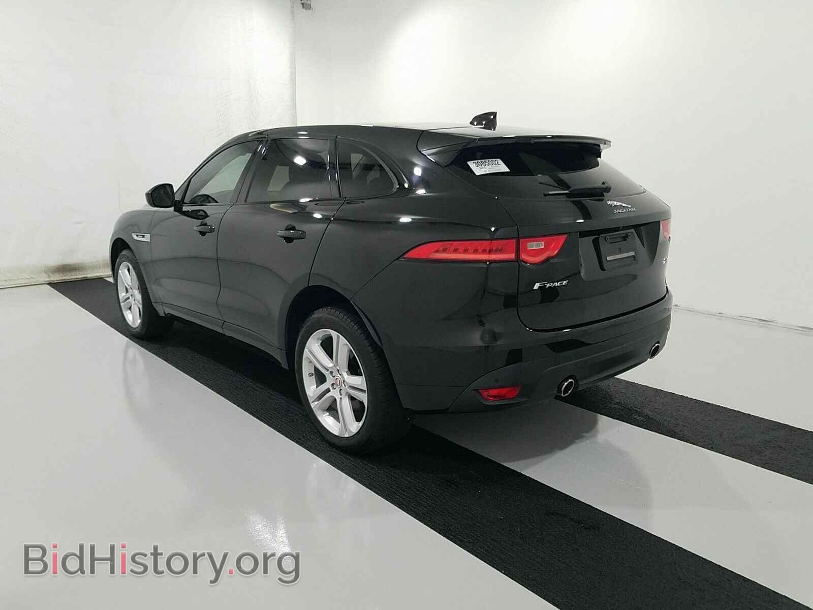 2017 Jaguar F-PACE - VIN: SADCL2BV9HA047577 - Фото 6