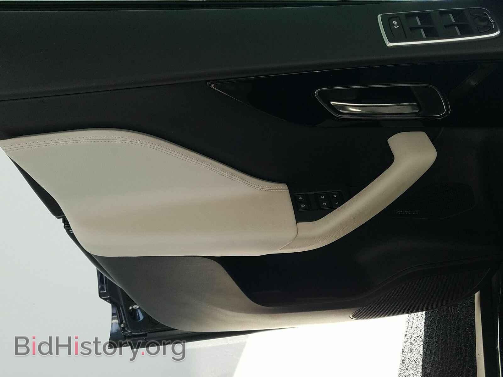 2017 Jaguar F-PACE - VIN: SADCL2BV9HA047577 - Фото 9
