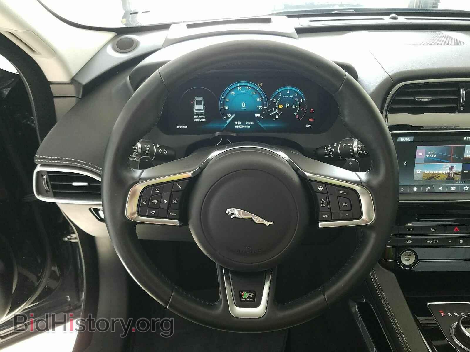 2017 Jaguar F-PACE - VIN: SADCL2BV9HA047577 - Фото 10