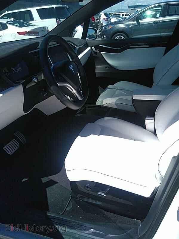 2016 Tesla Model X - VIN: 5YJXCAE41GF003802 - Photo 3