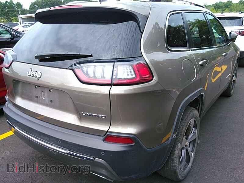 2019 Jeep Cherokee - VIN: 1C4PJLDX4KD194242 - Фото 2