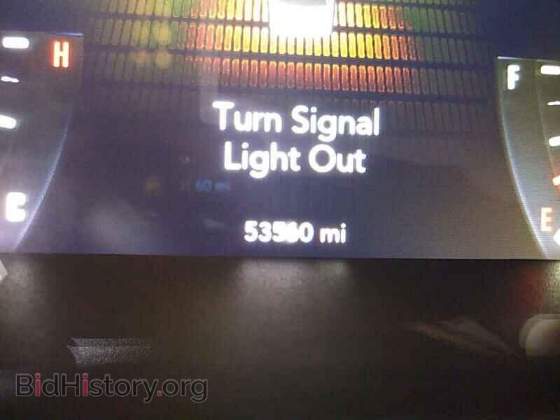 2015 Dodge Challenger - VIN: 2C3CDZFJ4FH764724 - Photo 5