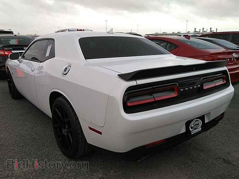 2015 Dodge Challenger - VIN: 2C3CDZFJ4FH764724 - Photo 8