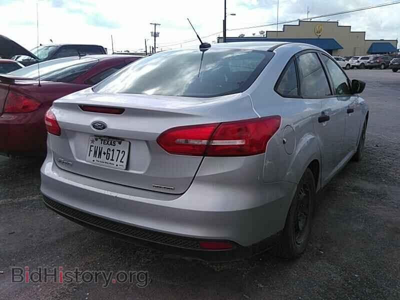 2015 Ford Focus - VIN: 1FADP3E21FL255102 - Фото 2