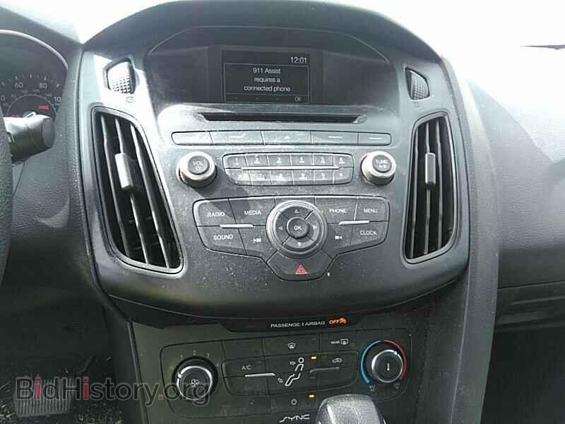 2015 Ford Focus - VIN: 1FADP3E21FL255102 - Фото 4