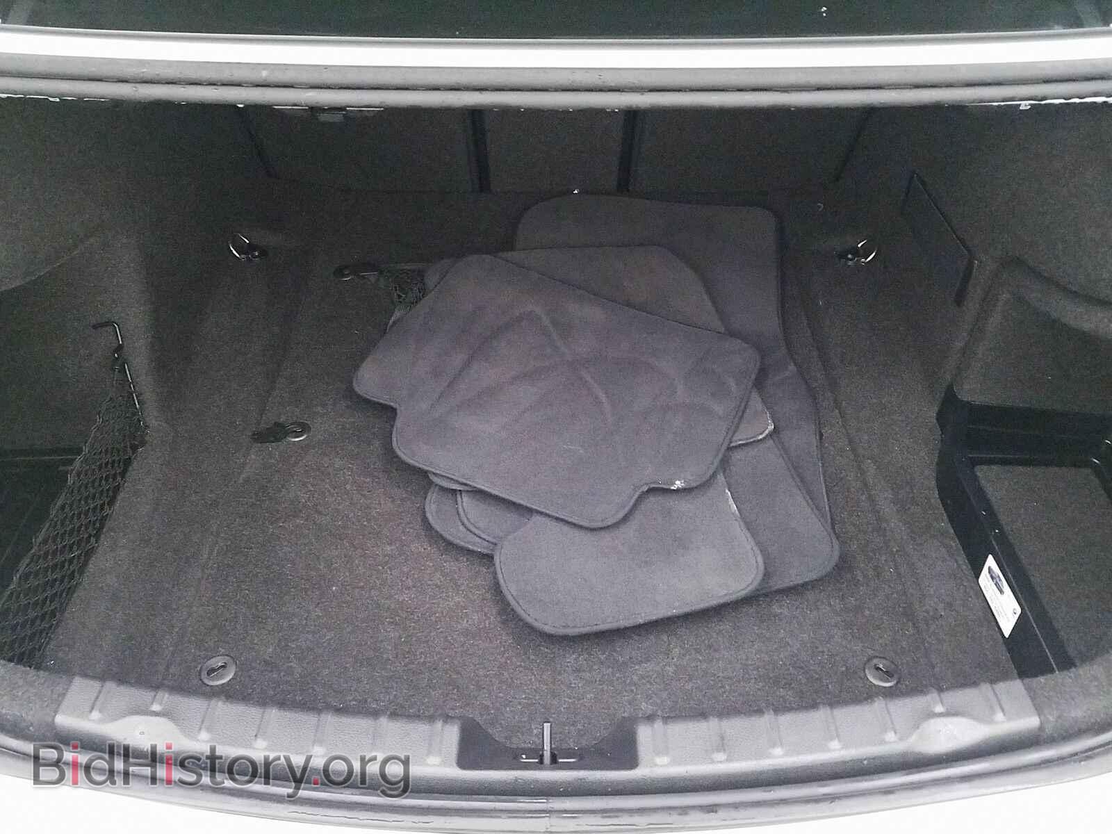 2015 Tesla Model S - VIN: 5YJSA1H2XFF089975 - Photo 7