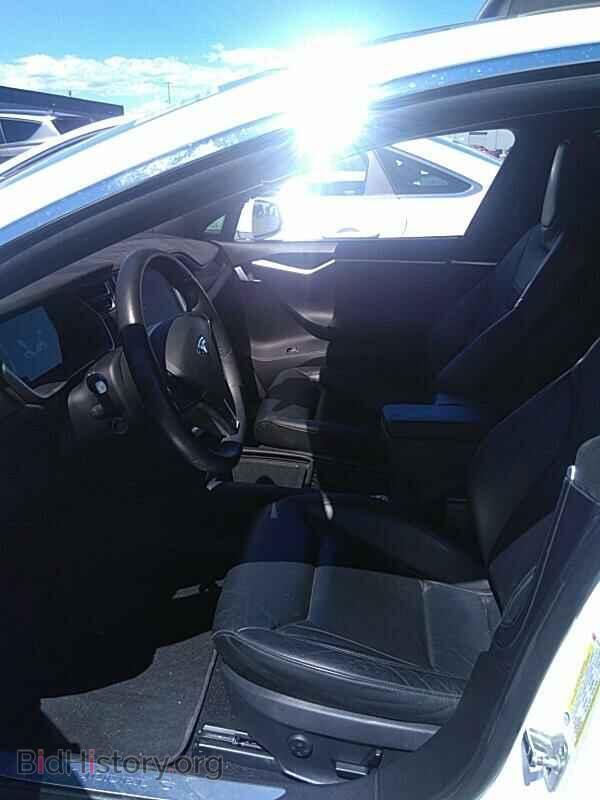 2016 Tesla Model S - VIN: 5YJSA1E41GF142179 - Фото 3