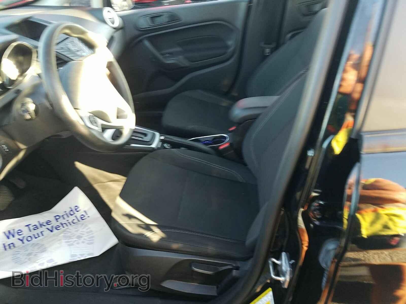 2017 Ford Fiesta - VIN: 3FADP4BJ4HM170077 - Фото 3