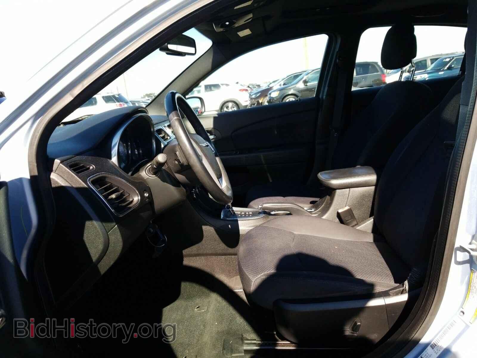 2013 Chrysler 200 - VIN: 1C3CCBBB7DN679485 - Фото 3