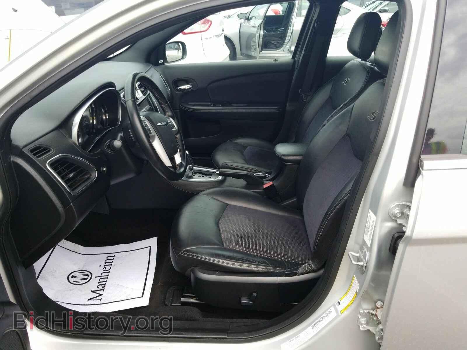 2012 Chrysler 200 - VIN: 1C3CCBHGXCN174252 - Фото 3