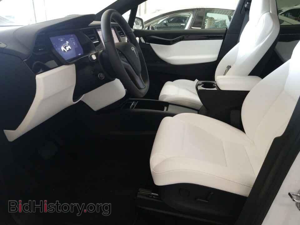 2019 Tesla Model X - VIN: 5YJXCBE21KF159562 - Photo 3