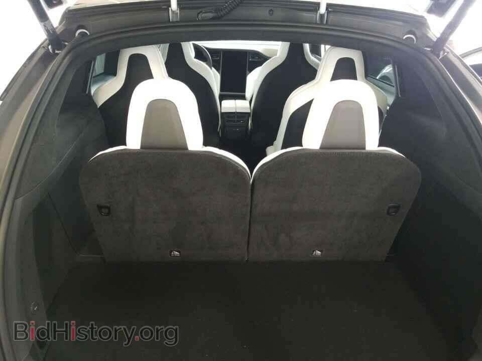 2019 Tesla Model X - VIN: 5YJXCBE21KF159562 - Photo 7