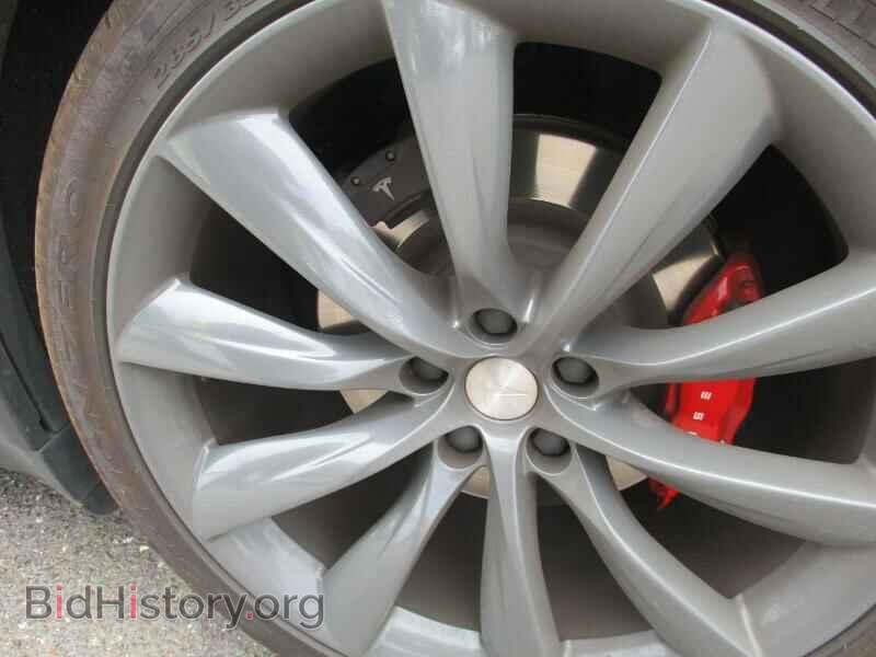 2016 Tesla Model X - VIN: 5YJXCBE41GFS00670 - Фото 26