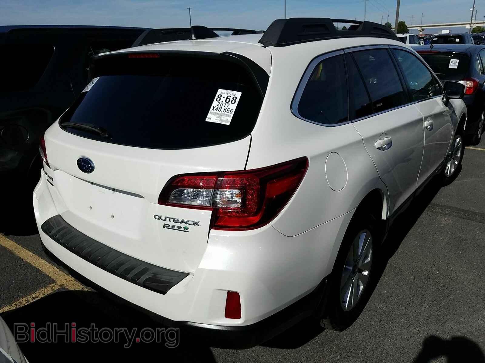 2017 Subaru Outback - VIN: 4S4BSACC9H3387541 - Фото 2