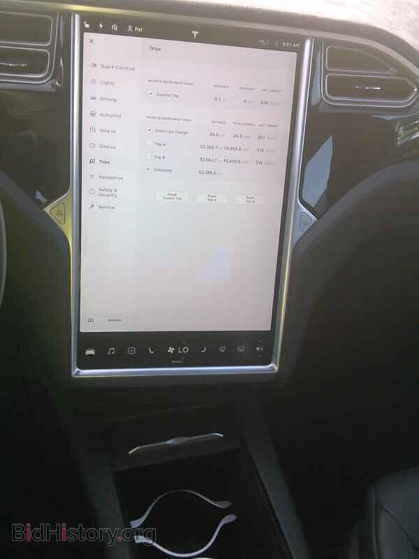 2016 Tesla Model S - VIN: 5YJSA1E27GF153556 - Photo 4
