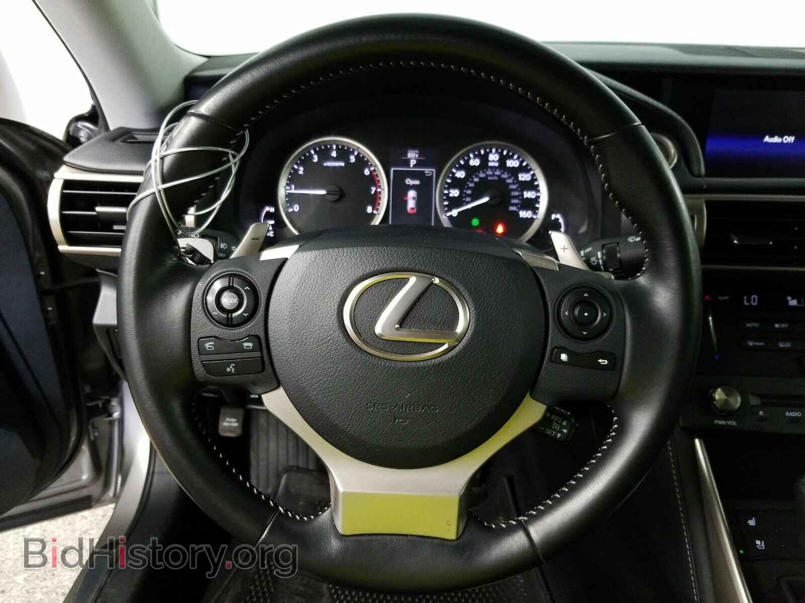 2016 Lexus IS 200t - VIN: JTHBA1D27G5026002 - Фото 10