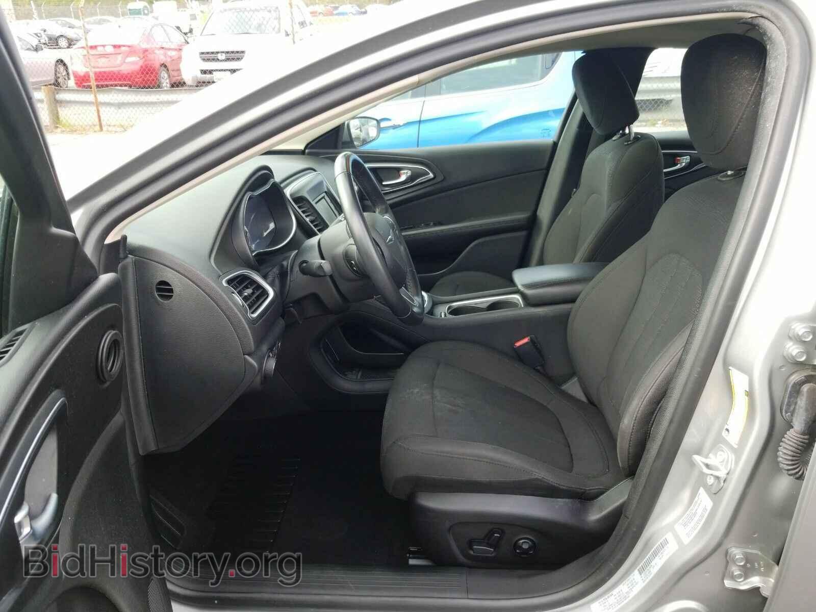 2016 Chrysler 200 - VIN: 1C3CCCFB7GN194784 - Фото 3