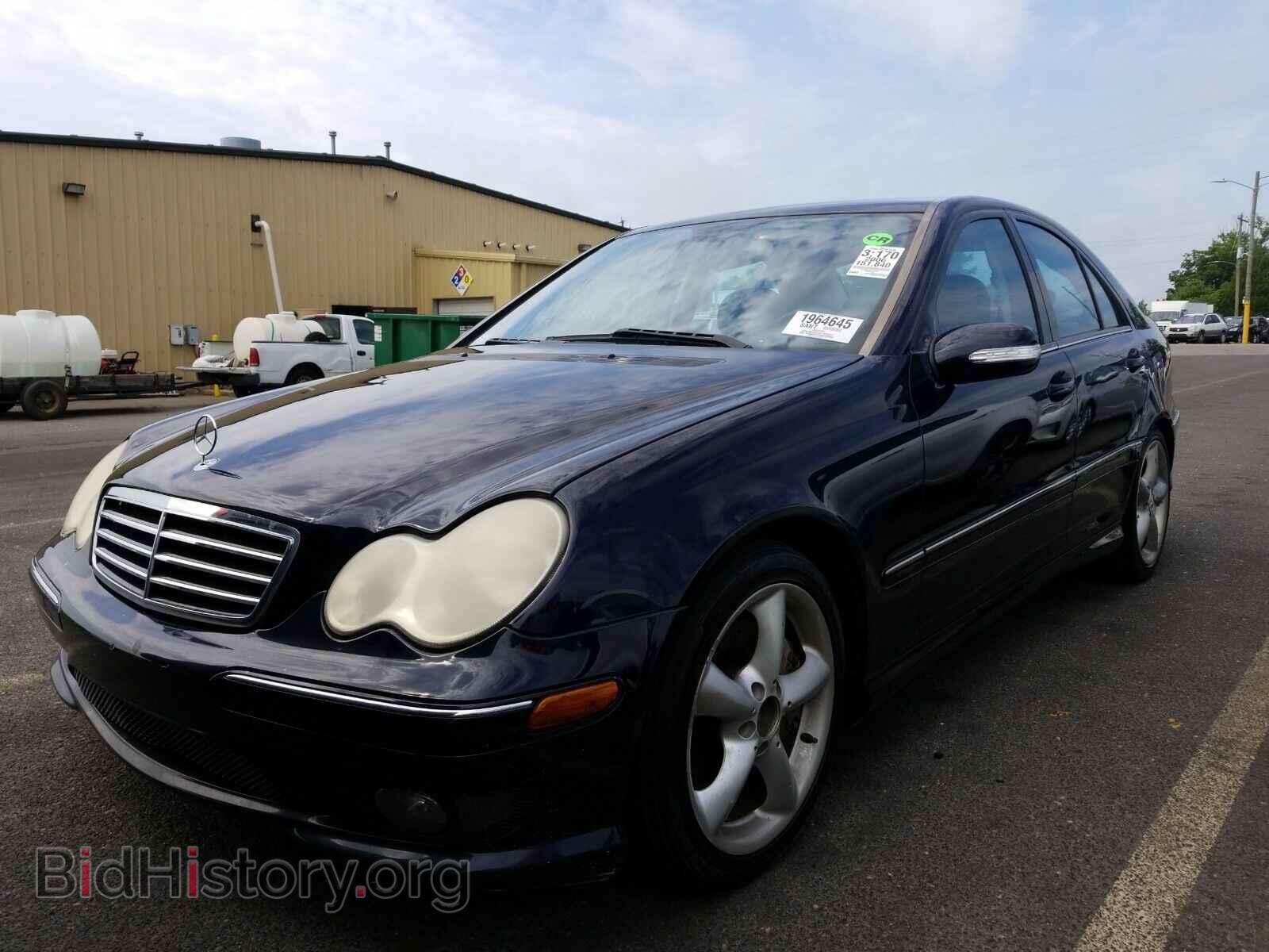 Фотография WDBRF52H56F828880 - Mercedes-Benz C-Class 2006
