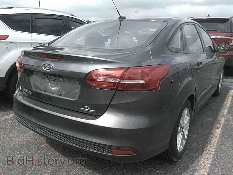 2016 Ford Focus - VIN: 1FADP3F28GL359425 - Фото 2