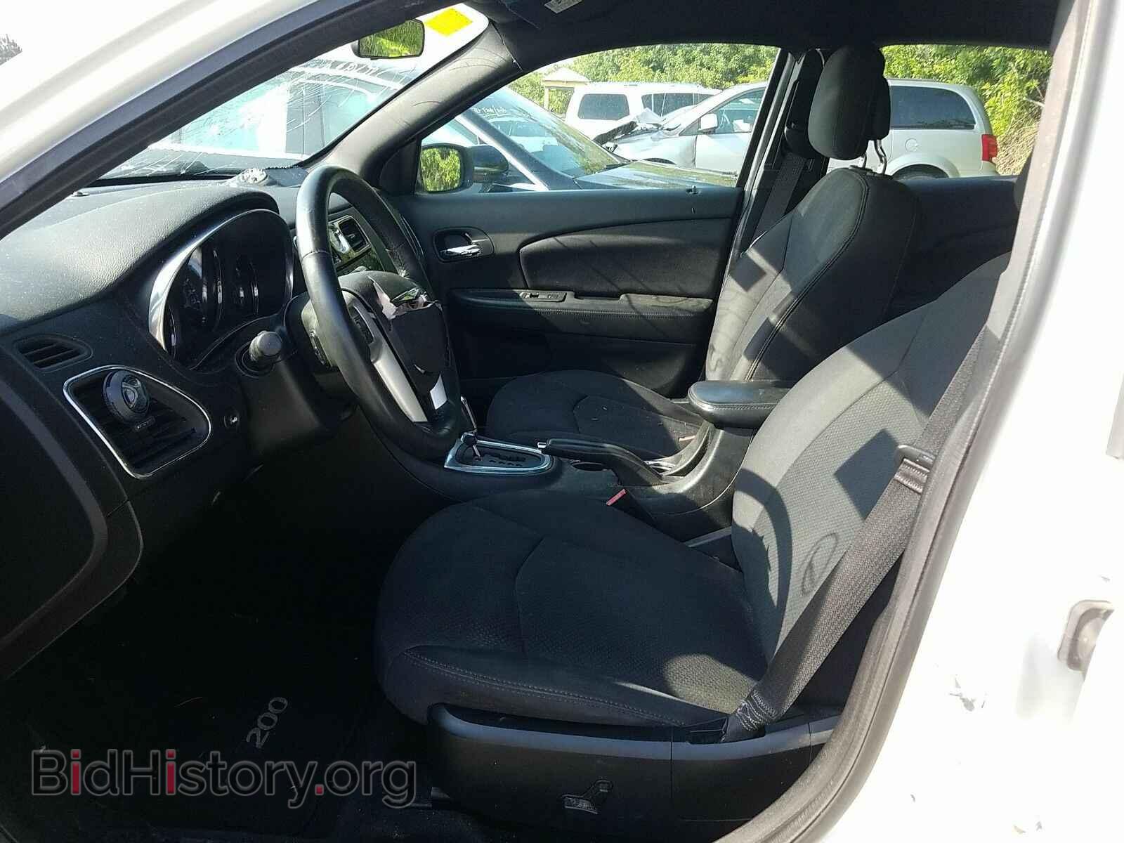 2013 Chrysler 200 - VIN: 1C3CCBBB6DN695192 - Фото 3