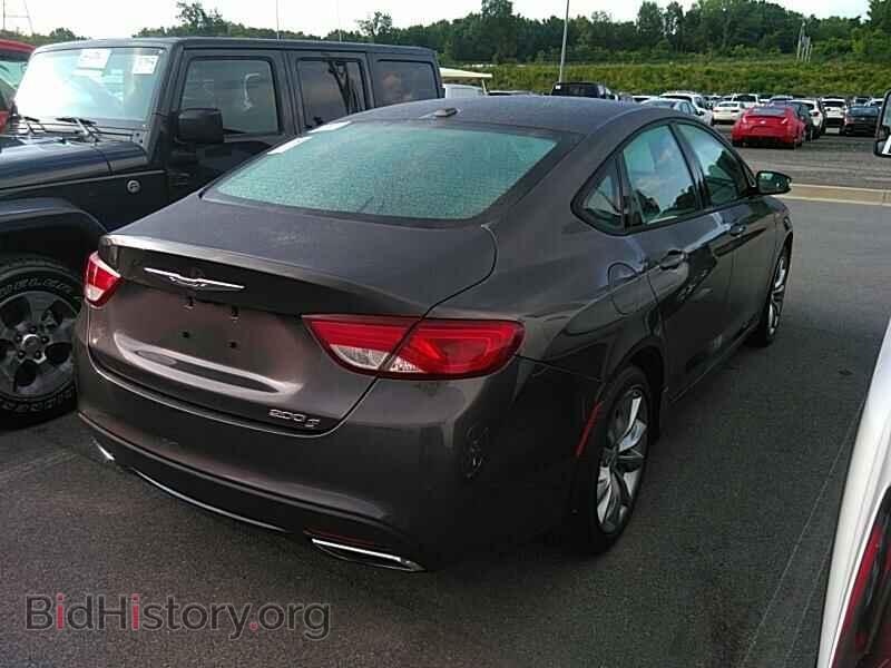 2016 Chrysler 200 - VIN: 1C3CCCBB5GN173342 - Photo 2