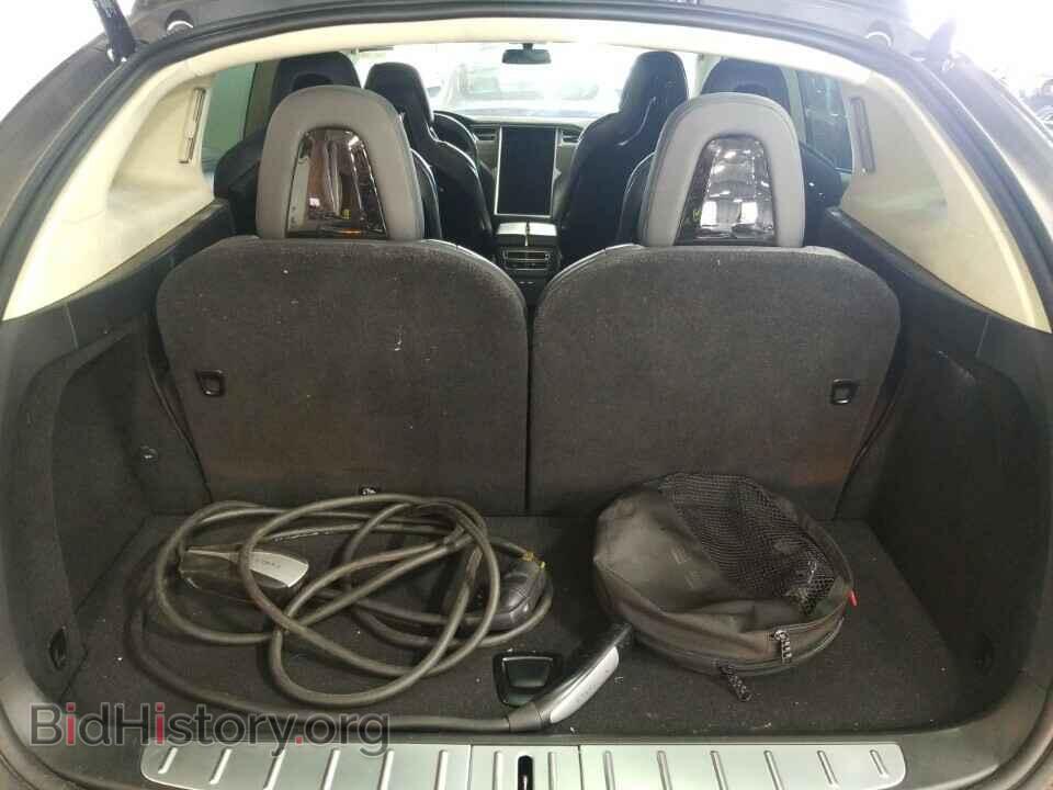 2016 Tesla Model X - VIN: 5YJXCBE20GF009255 - Фото 7