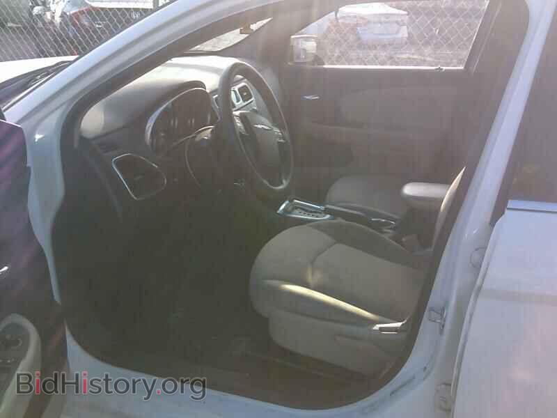 2012 Chrysler 200 - VIN: 1C3CCBAB1CN108249 - Фото 3