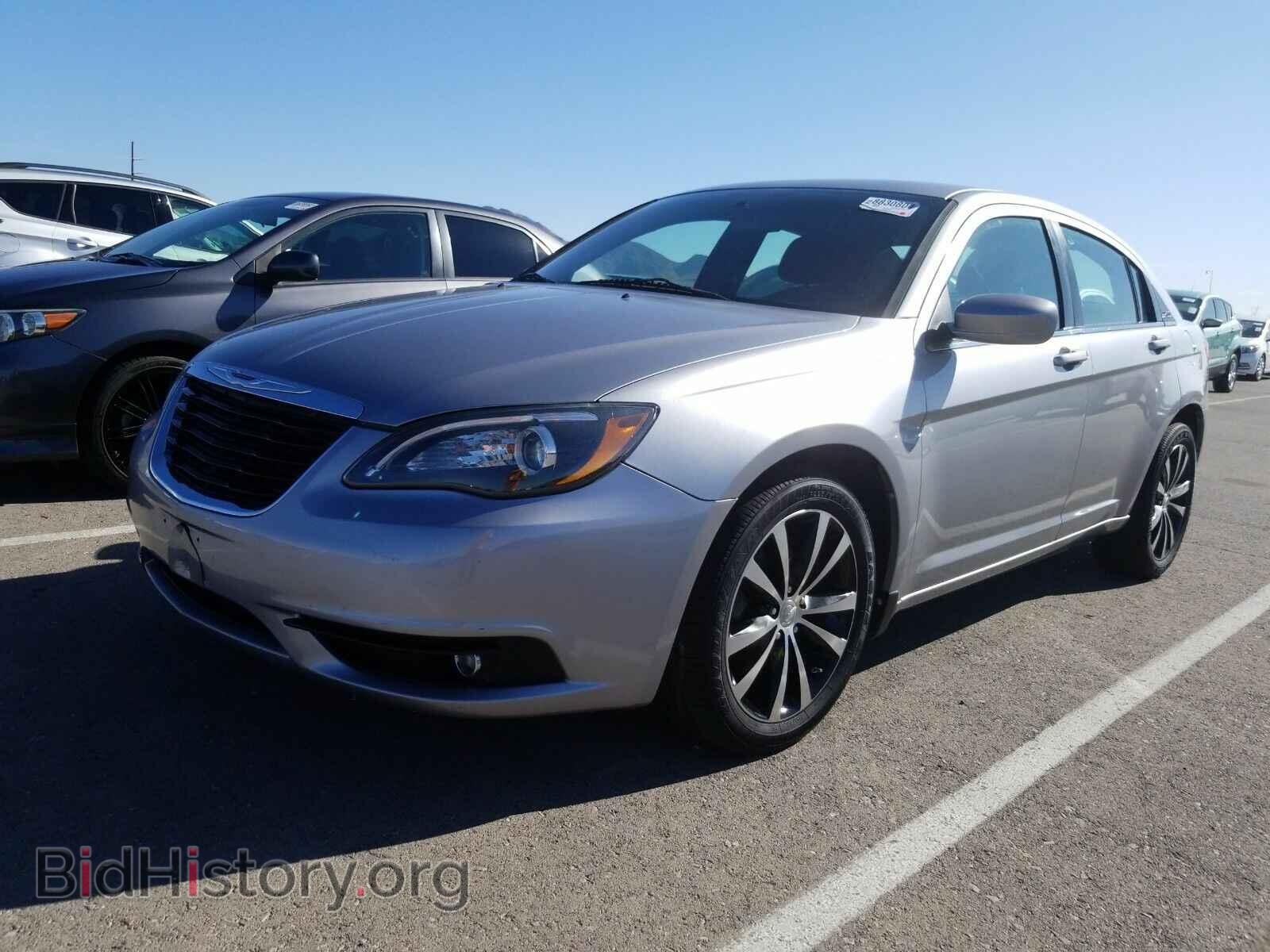 Фотография 1C3CCBBBXDN679092 - Chrysler 200 2013
