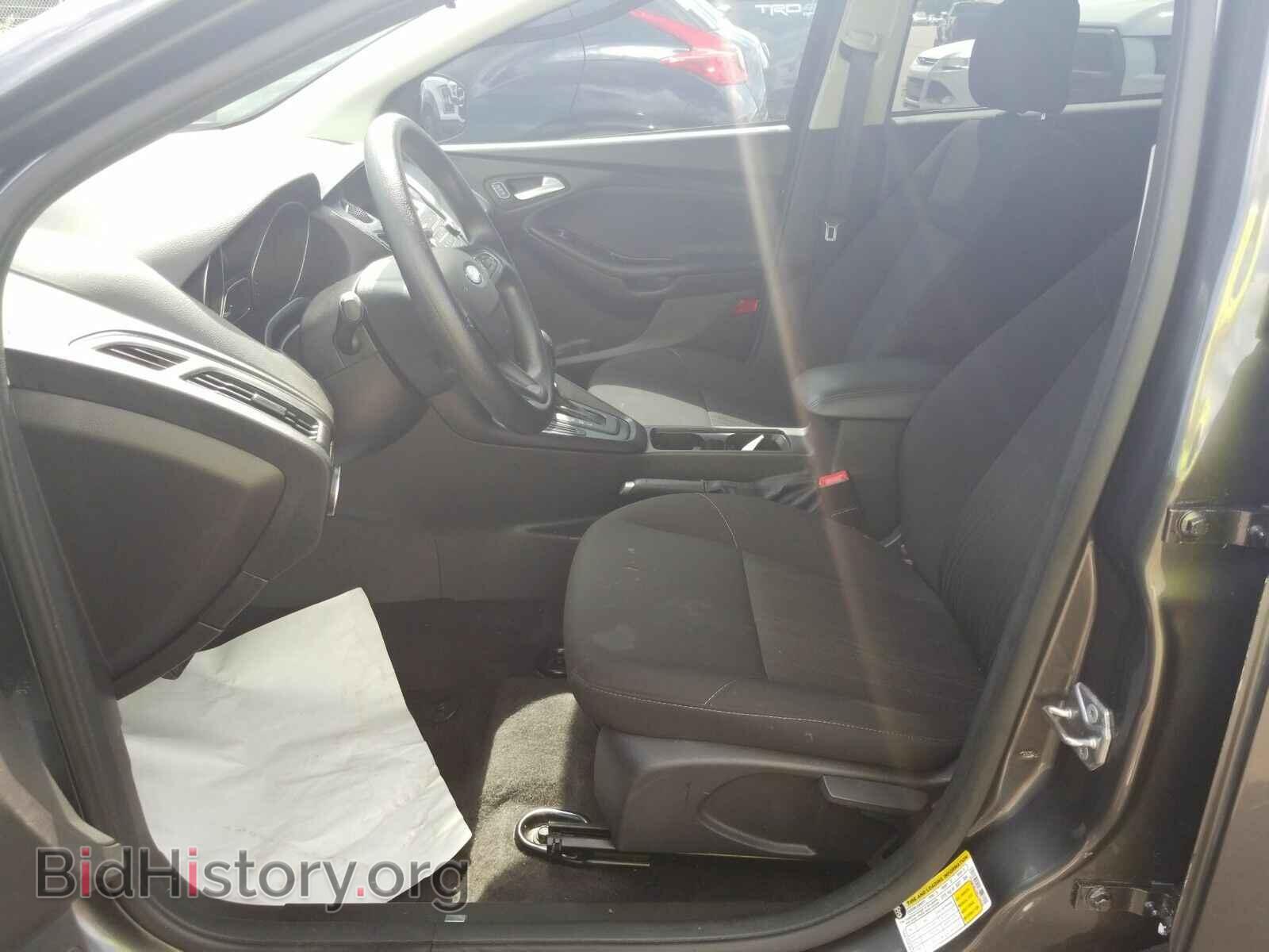 2017 Ford Focus - VIN: 1FADP3K20HL230506 - Фото 3
