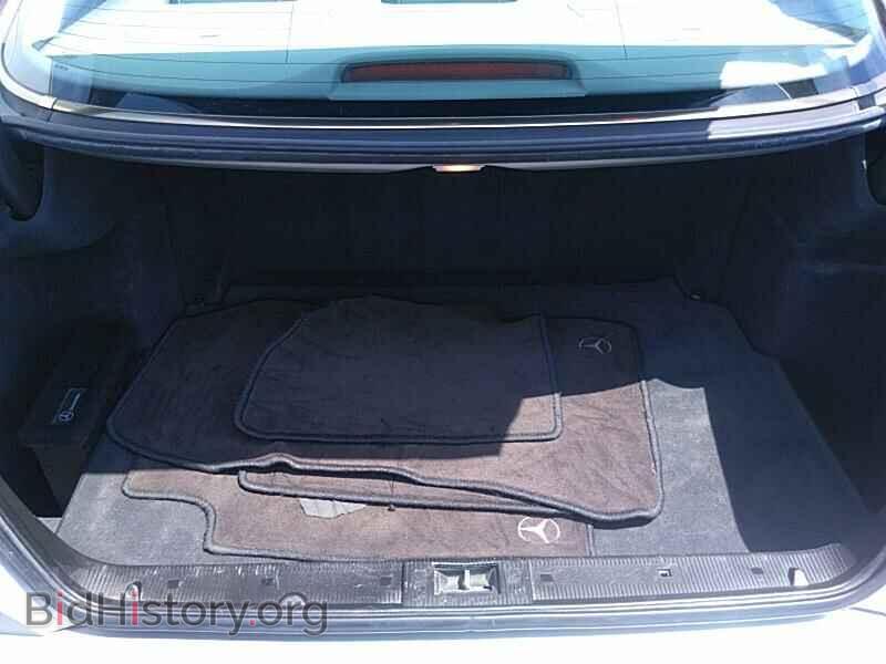 2001 Mercedes-Benz E-Class - VIN: WDBJF65J61B374303 - Фото 7
