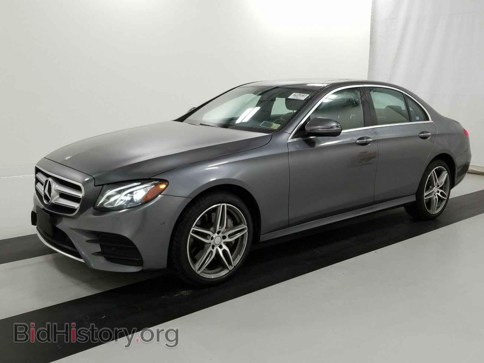Photo WDDZF4KB6HA035875 - Mercedes-Benz E-Class 2017