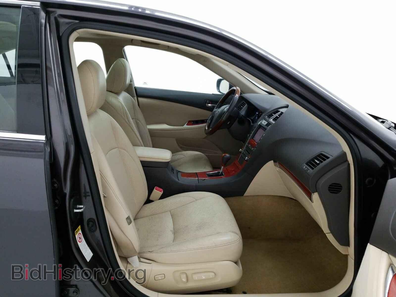 2011 Lexus ES 350 - VIN: JTHBK1EG3B2440735 - Photo 8