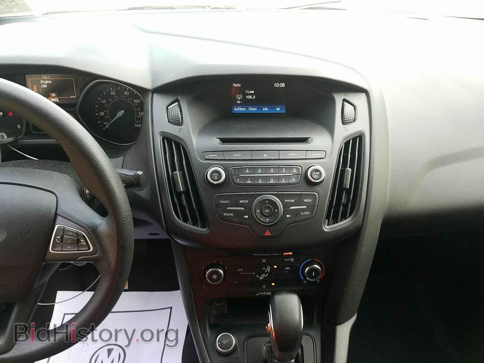2015 Ford Focus - VIN: 1FADP3E20FL370323 - Фото 4