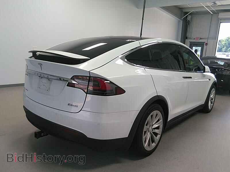 2016 Tesla Model X - VIN: 5YJXCBE41GF015437 - Фото 2