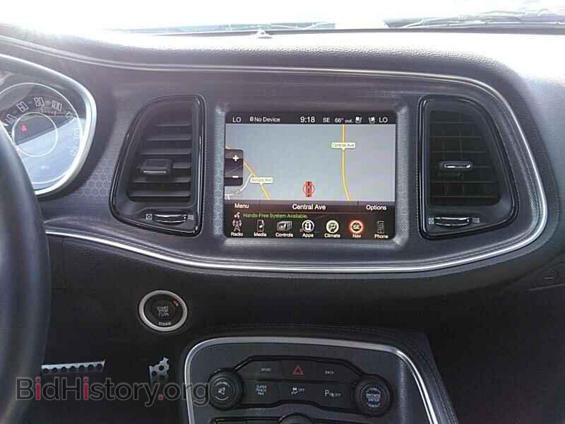 2015 Dodge Challenger - VIN: 2C3CDZBTXFH913676 - Фото 4